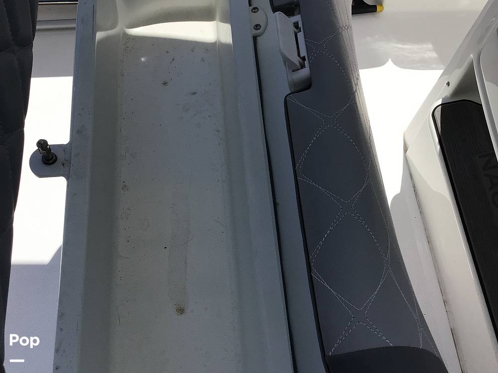 Slide: The Image of NauticStar 222 OSL 2024 - 14319807