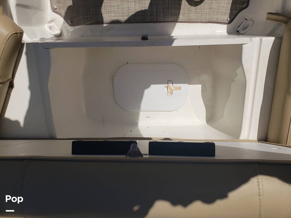 Slide: The Image of NauticStar 223DC 2019 - 15216573