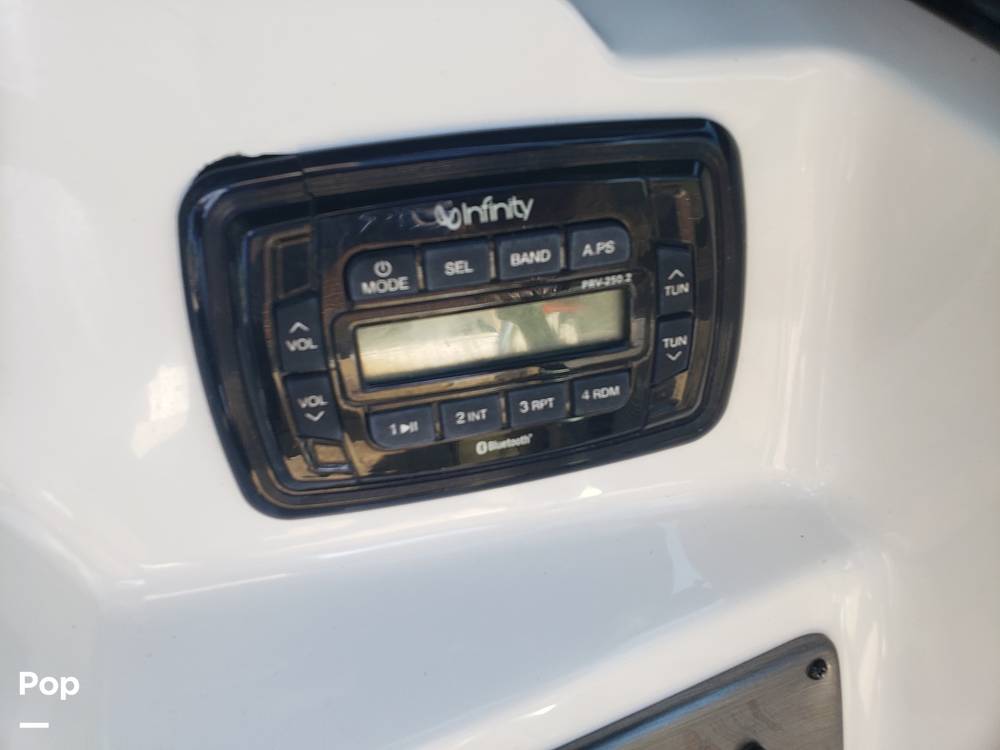 Slide: The Image of NauticStar 223DC 2019 - 15216602