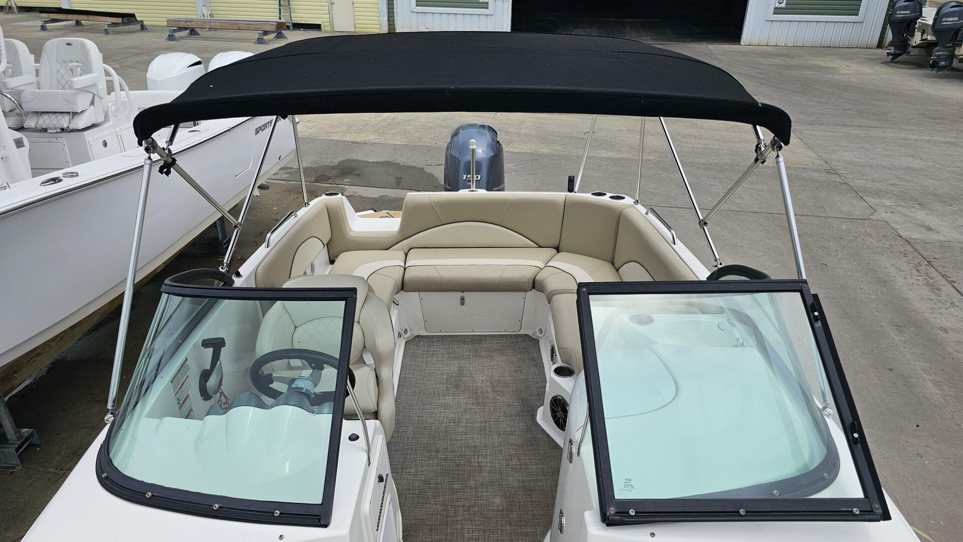 Slide: The Image of NauticStar 223 DC 2022 - 5351036