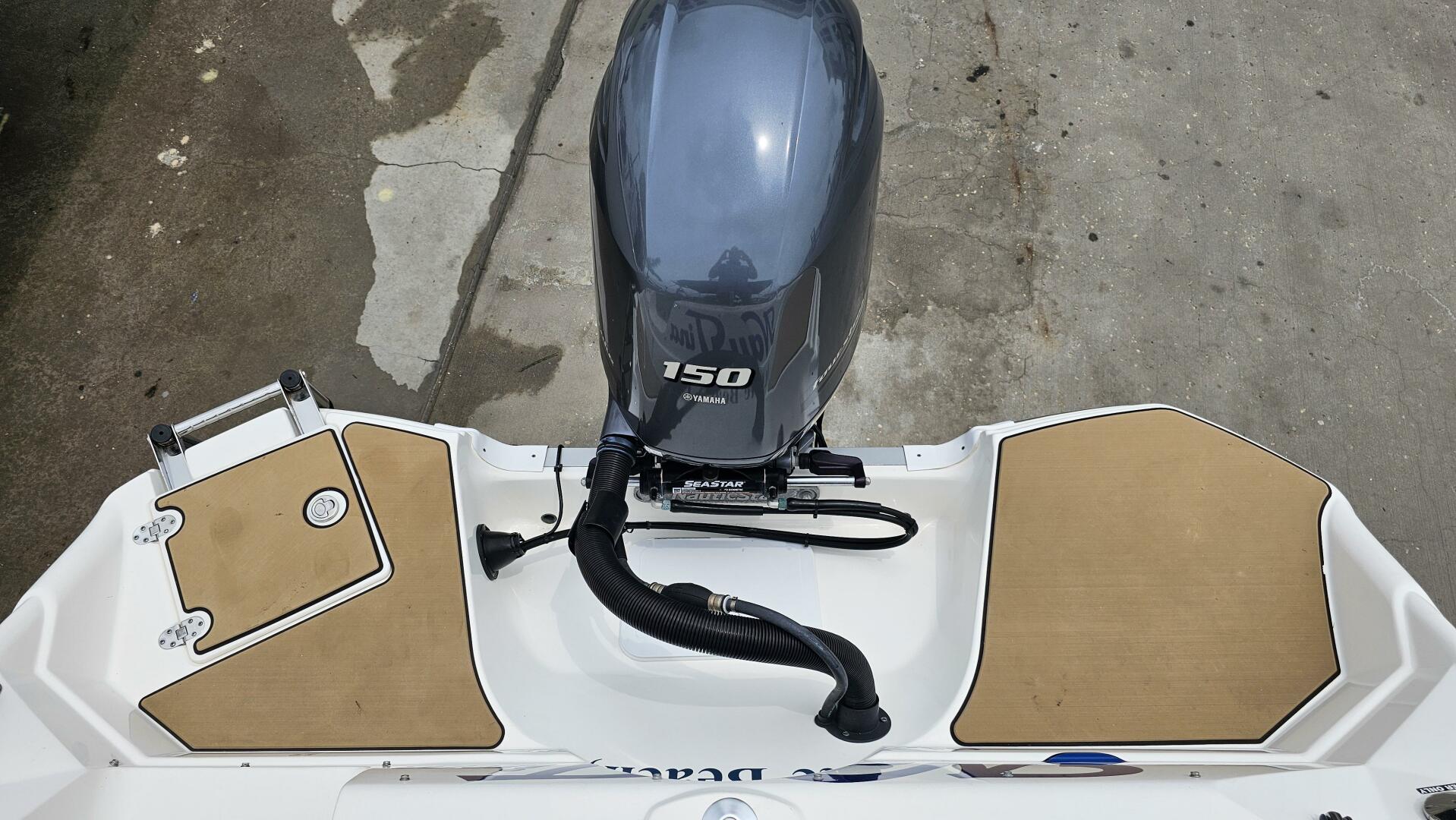 Slide: The Image of NauticStar 223 DC 2022 - 5351038