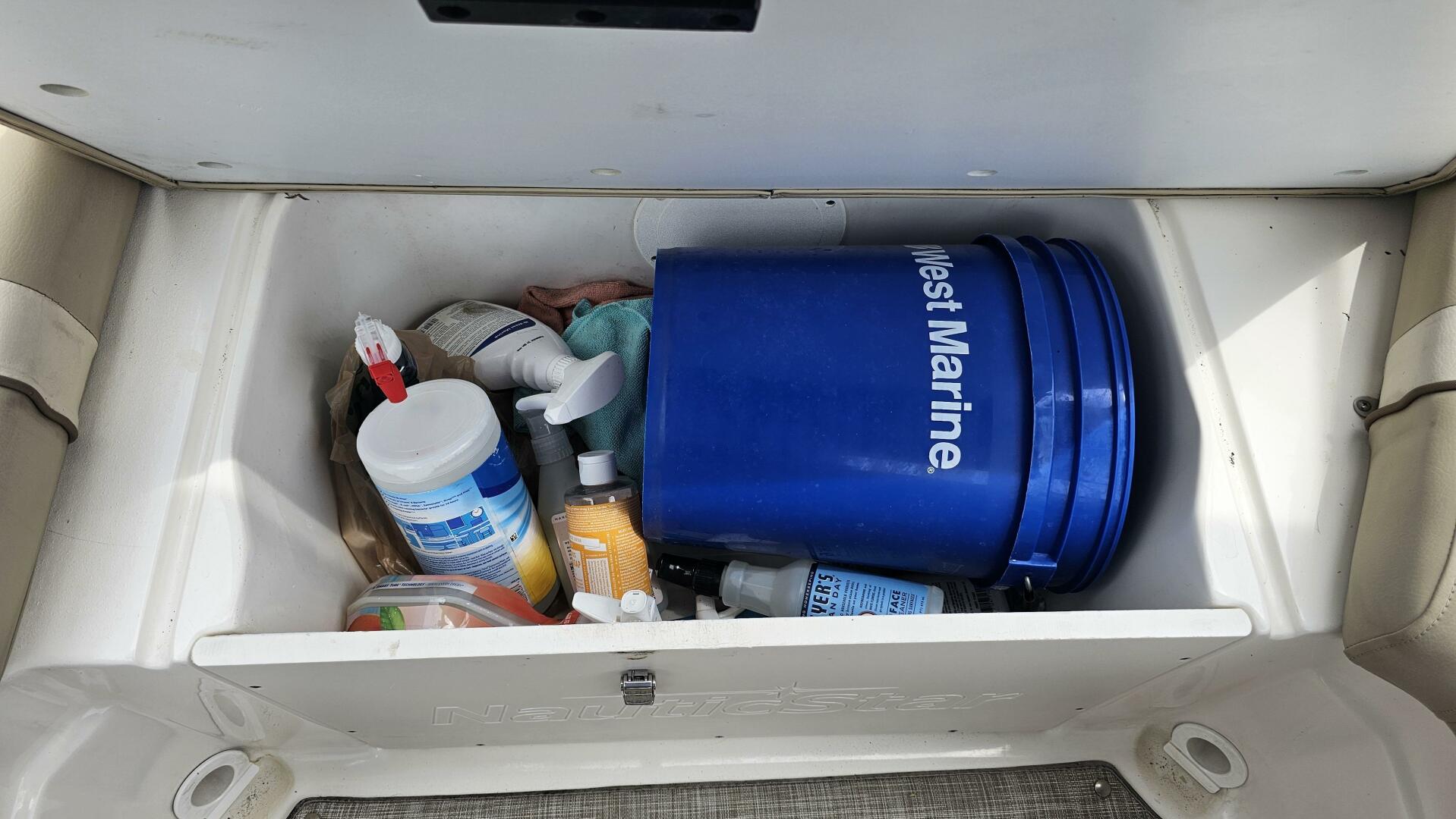 Slide: The Image of NauticStar 223 DC 2022 - 5351045