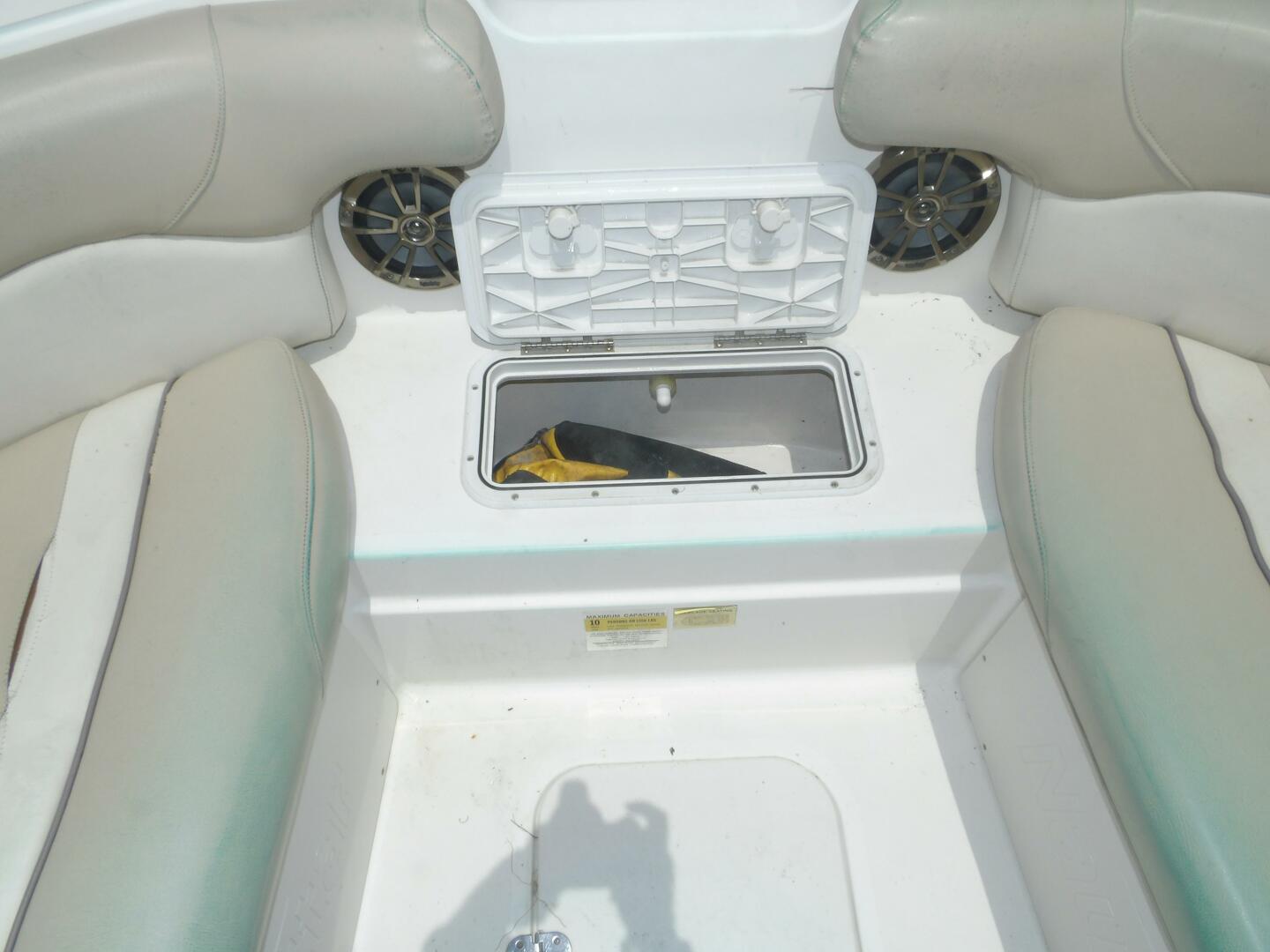 Slide: The Image of NauticStar 223DC Sport Deck 2017 - 4643559