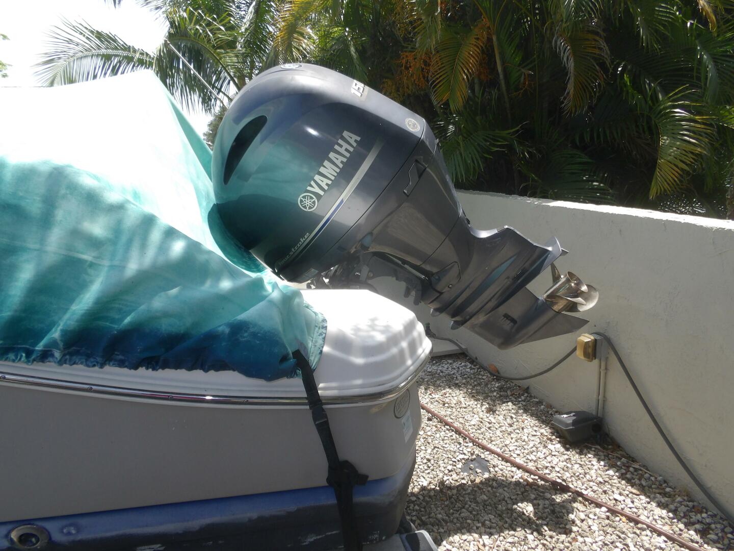 Slide: The Image of NauticStar 223DC Sport Deck 2017 - 4643532