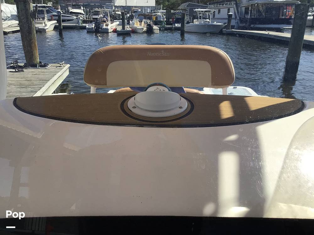 Slide: The Image of NauticStar 22L 2023 - 14277670