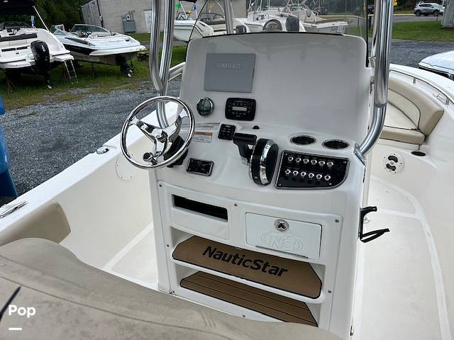 Slide: The Image of NauticStar 2302 Legacy 2022 - 14587156