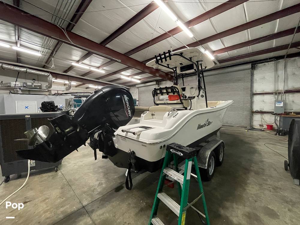 Slide: The Image of NauticStar 2302 Legacy 2023 - 15803776