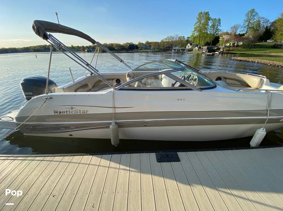 Slide: The Image of NauticStar 230DC Sport Deck 2013 - 15481320