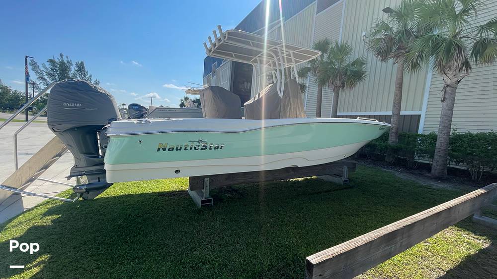 Slide: The Image of 2018 Nauticstar 231 - 13140494
