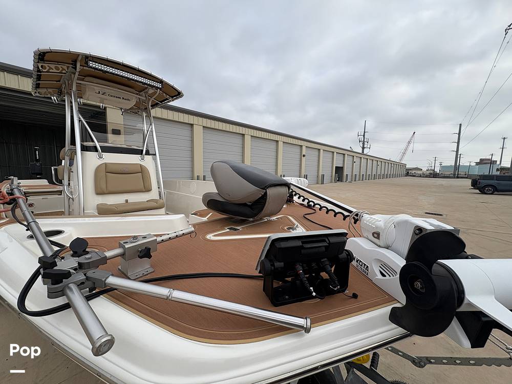 Slide: The Image of Panoptix Live Scope System Forward And Down Looking Sonar System - 15368433