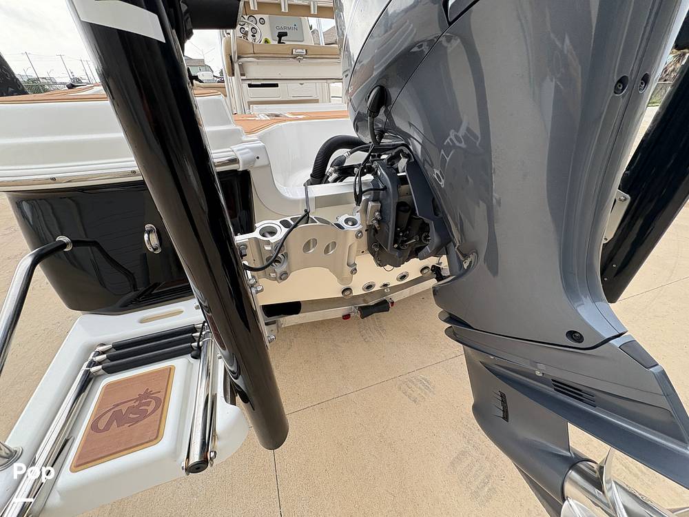 Slide: The Image of NauticStar 231 Hybrid 2019 - 15368439