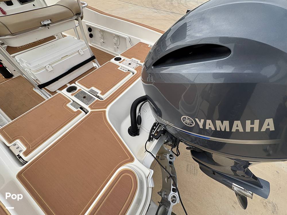 Slide: The Image of Folds Down Passenger Seating - 15368441