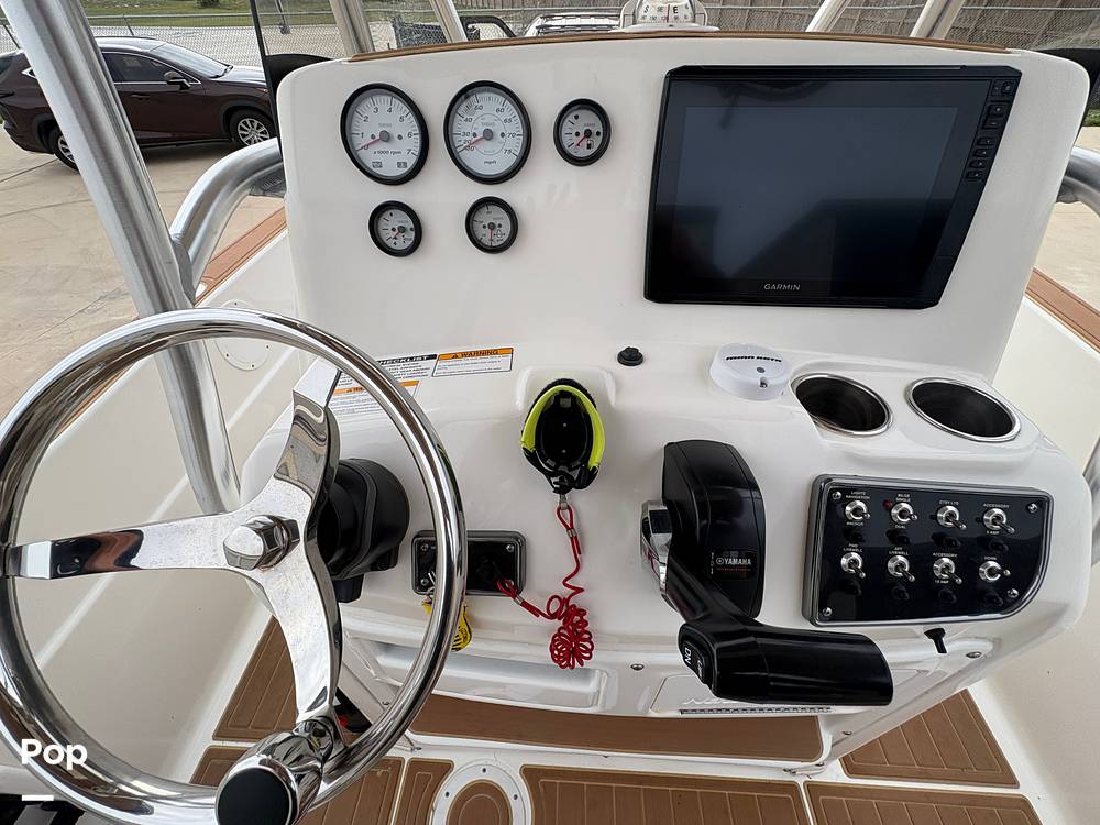 Slide: The Image of NauticStar 231 Hybrid 2019 - 15368450