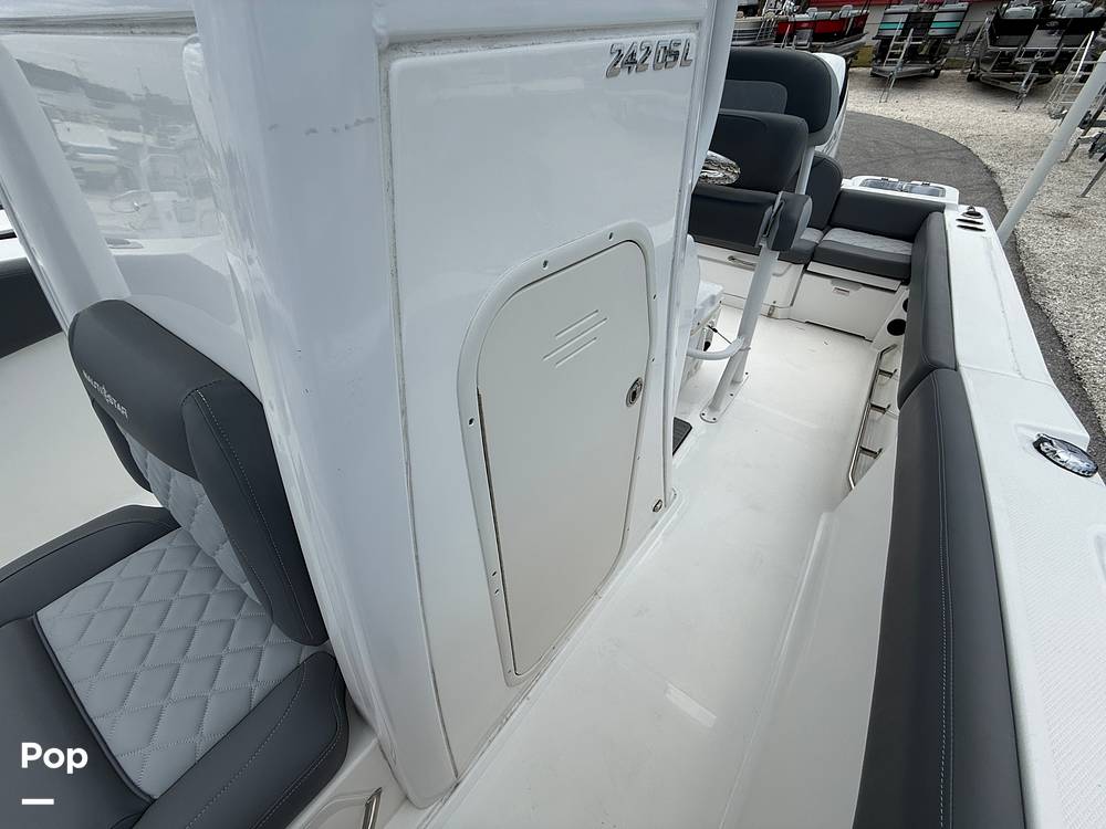 Slide: The Image of NauticStar 242 OSL 2024 - 15382289