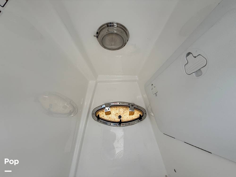 Slide: The Image of NauticStar 242 OSL 2024 - 15382293