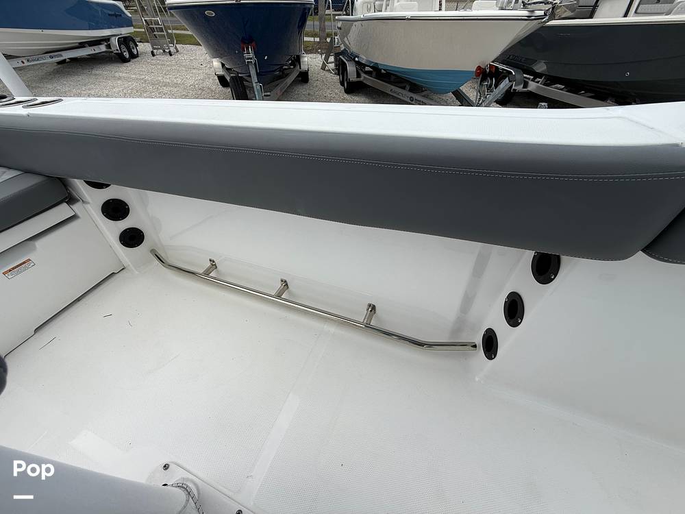 Slide: The Image of NauticStar 242 OSL 2024 - 15382295