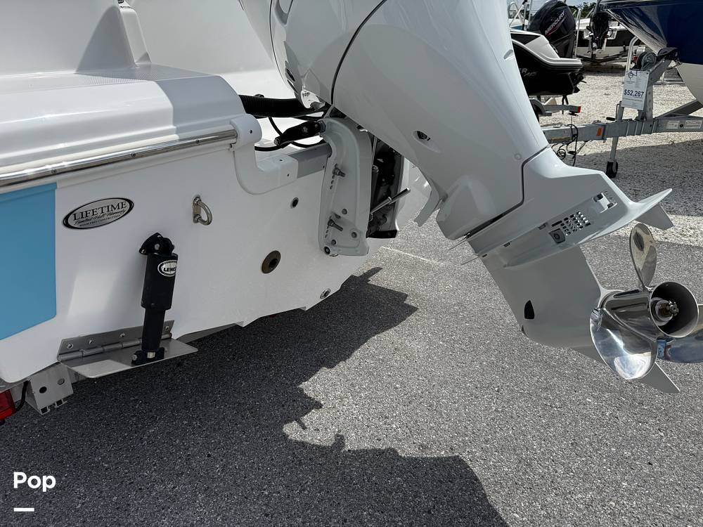 Slide: The Image of NauticStar 242 OSL 2024 - 15382303