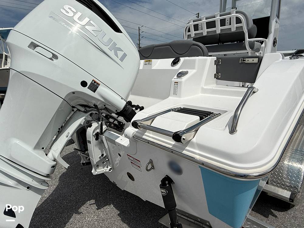 Slide: The Image of NauticStar 242 OSL 2024 - 15382306