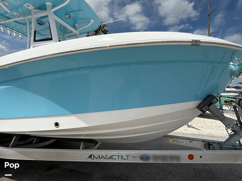 Slide: The Image of NauticStar 242 OSL 2024 - 15382310
