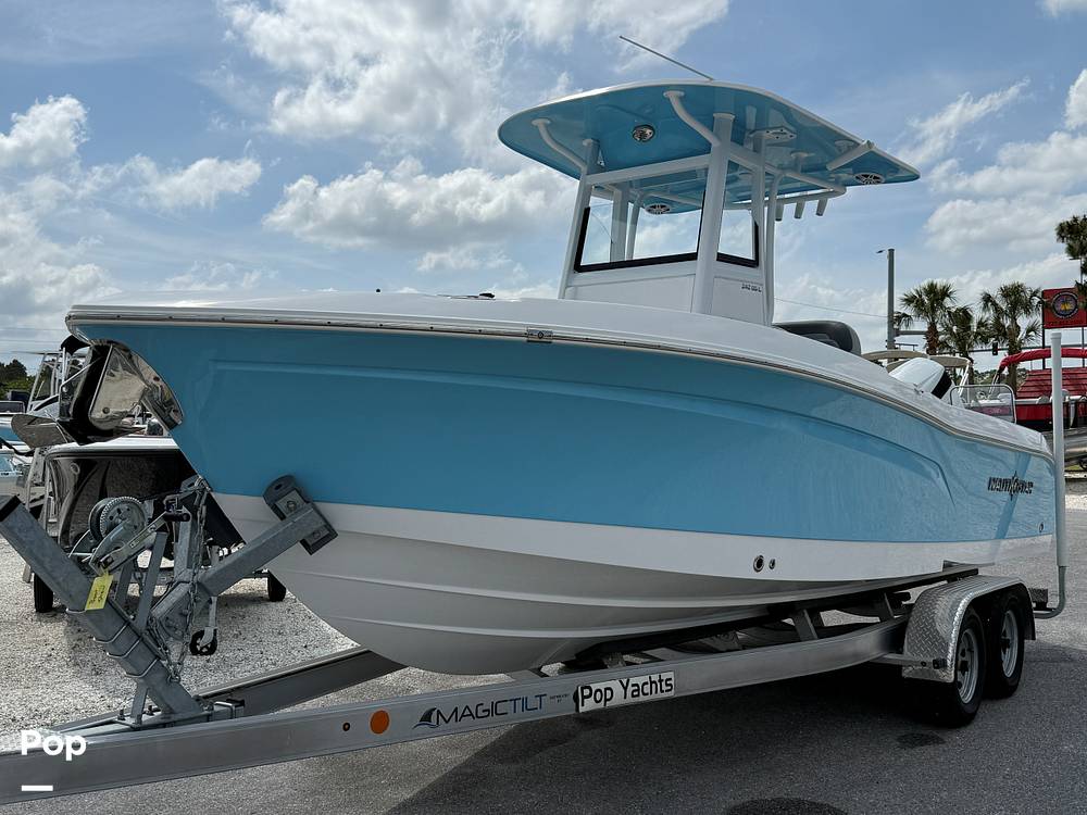 Slide: The Image of NauticStar 242 OSL 2024 - 15382200