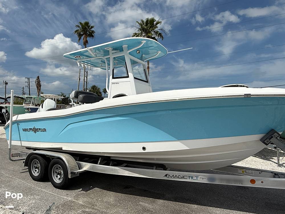 Slide: The Image of NauticStar 242 OSL 2024 - 15382210