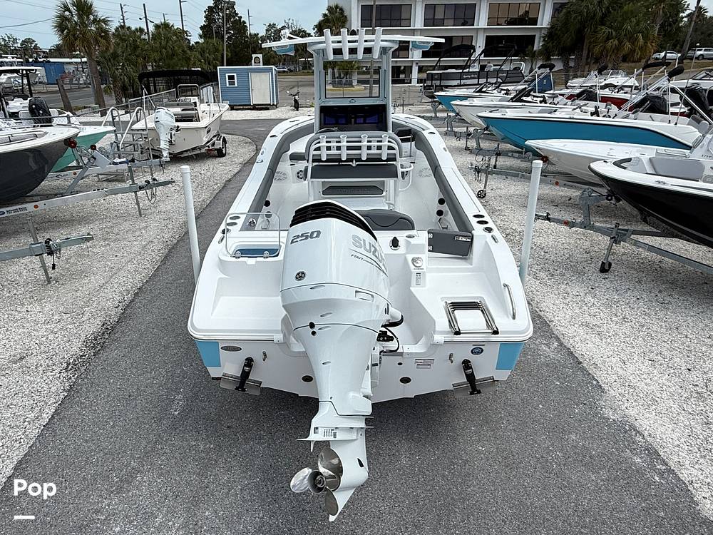 Slide: The Image of NauticStar 242 OSL 2024 - 15382220