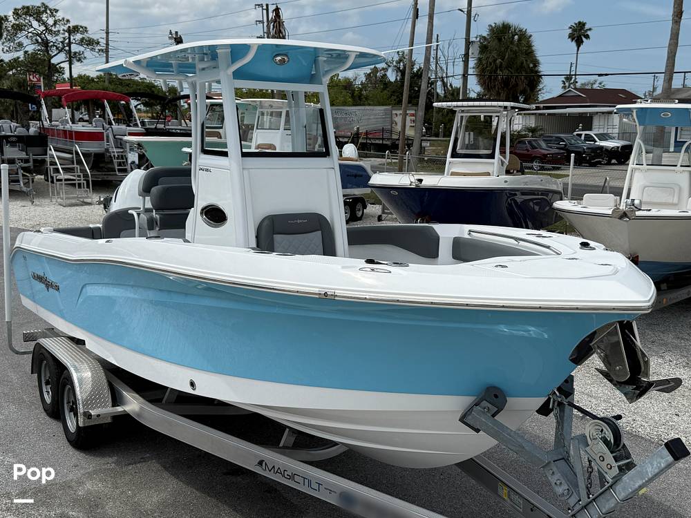 Slide: The Image of NauticStar 242 OSL 2024 - 15382222