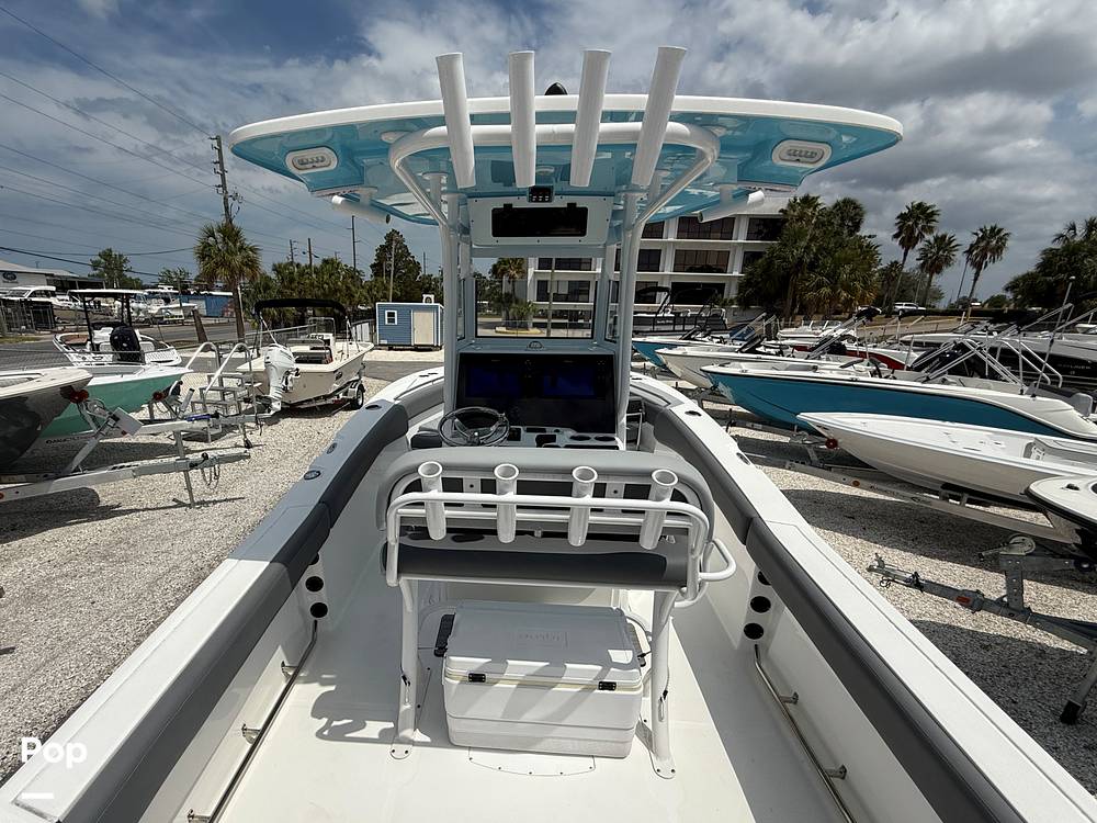 Slide: The Image of NauticStar 242 OSL 2024 - 15382224