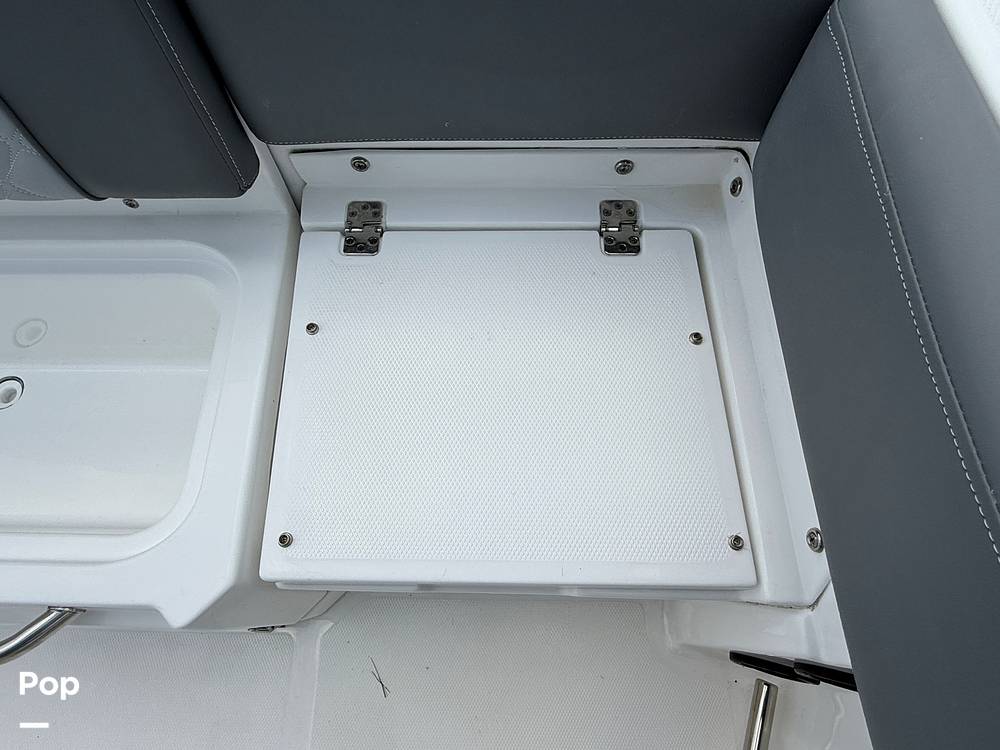 Slide: The Image of NauticStar 242 OSL 2024 - 15382236