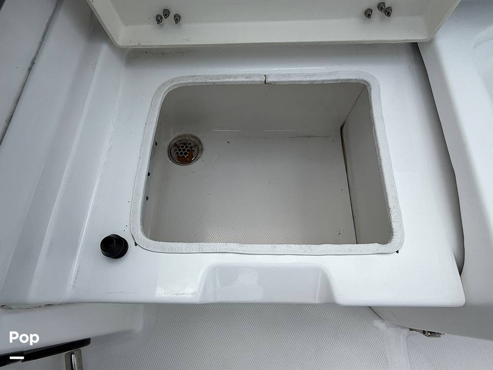 Slide: The Image of NauticStar 242 OSL 2024 - 15382240