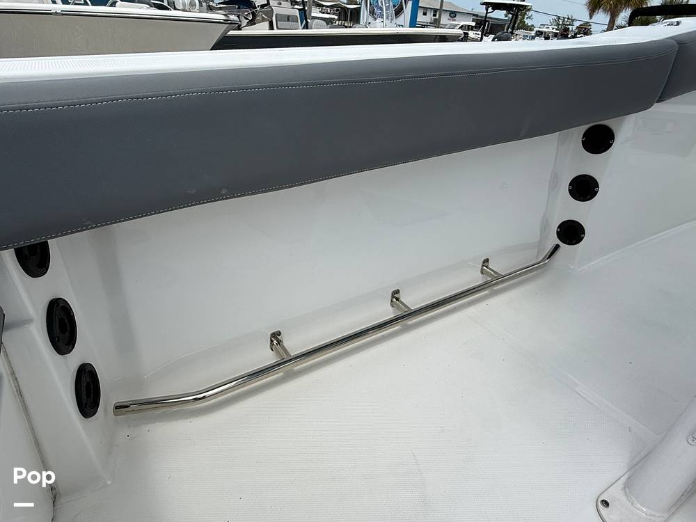 Slide: The Image of NauticStar 242 OSL 2024 - 15382248
