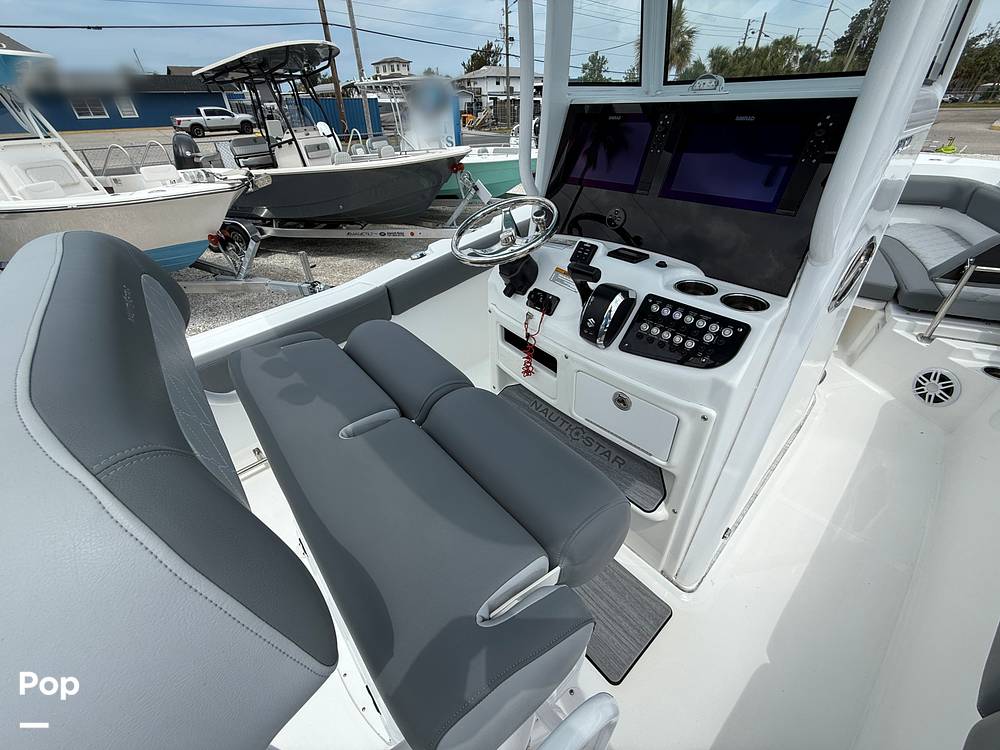 Slide: The Image of NauticStar 242 OSL 2024 - 15382249