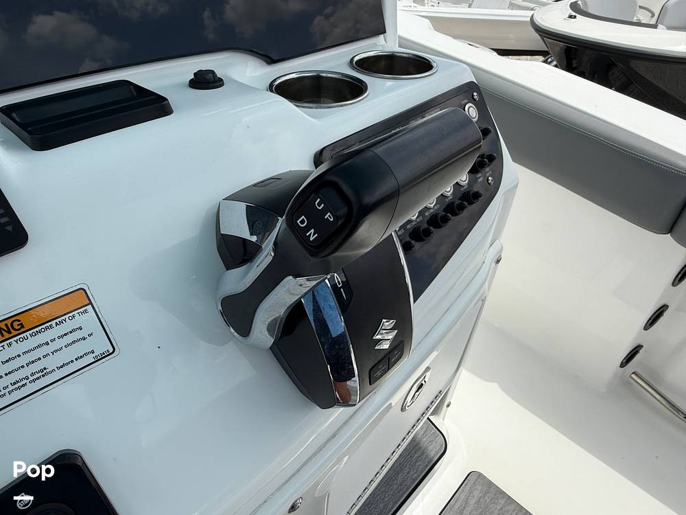 Slide: The Image of NauticStar 242 OSL 2024 - 15382262