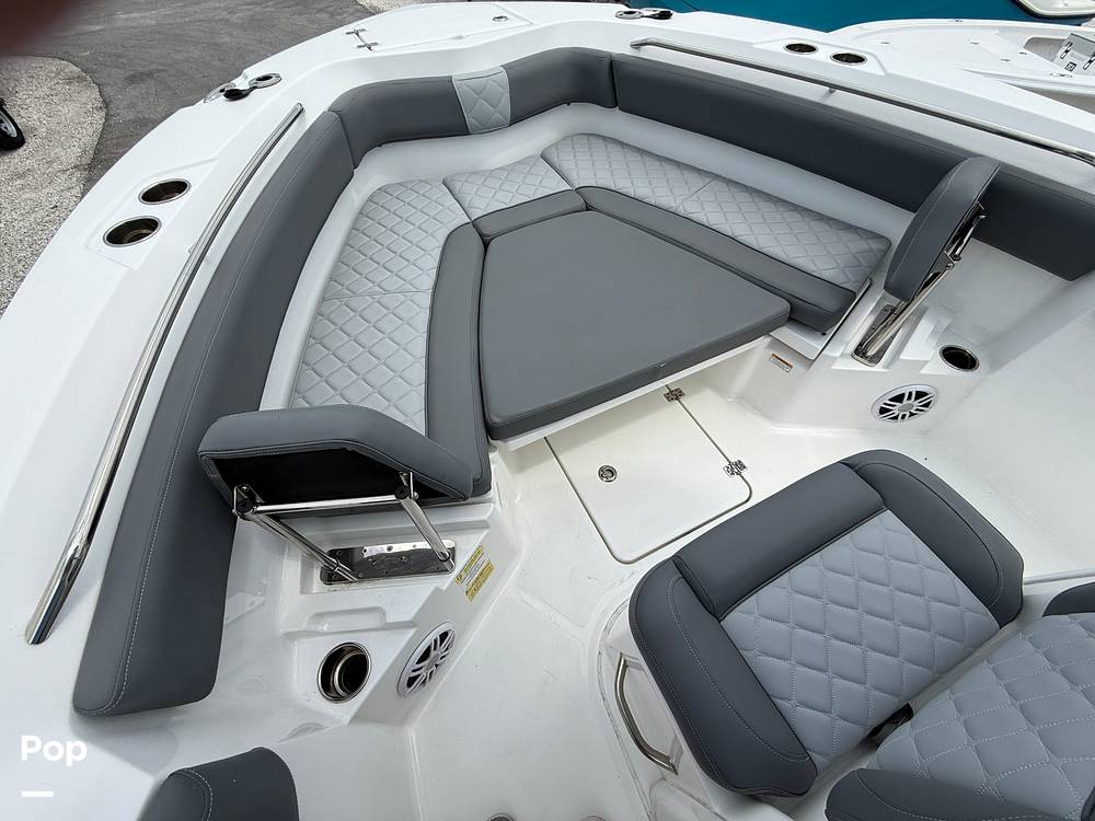 Slide: The Image of NauticStar 242 OSL 2024 - 15382269