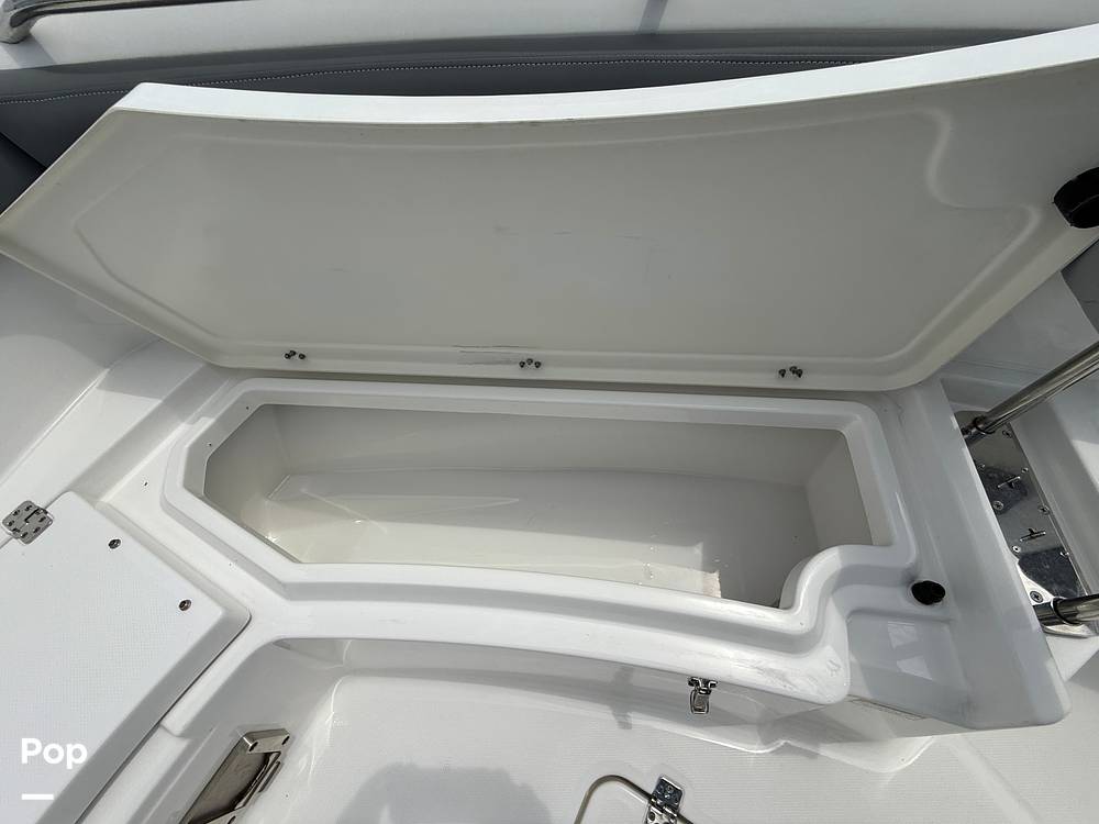 Slide: The Image of NauticStar 242 OSL 2024 - 15382273