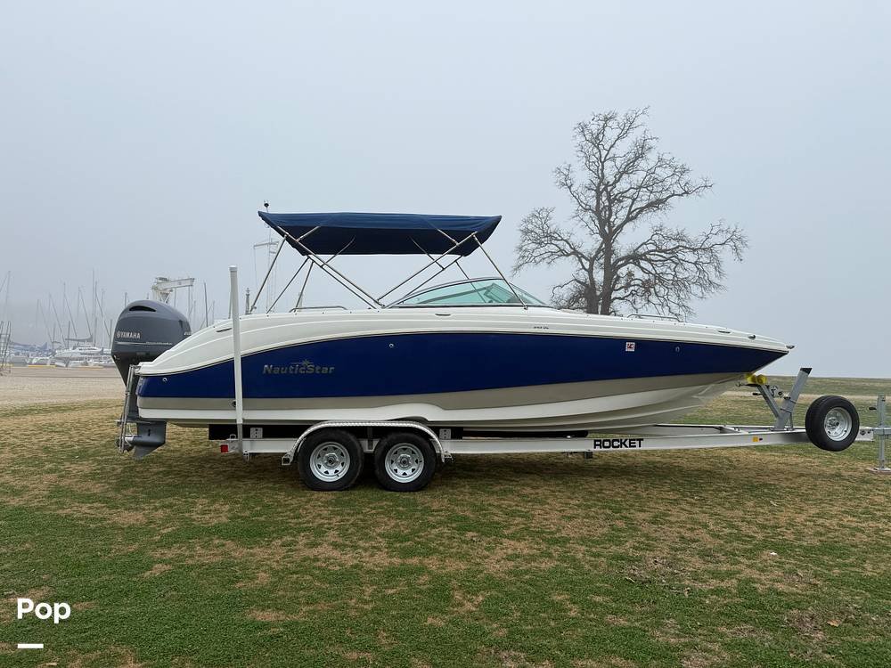 Slide: The Image of NauticStar 243 DC 2014 - 15132518