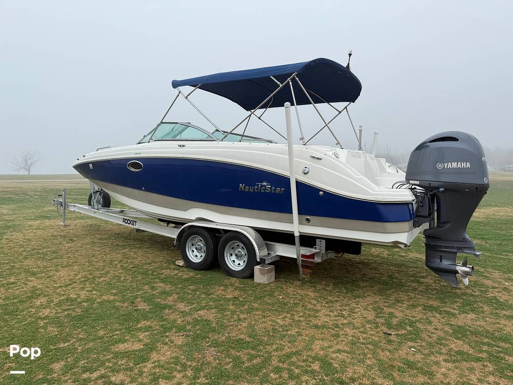 Slide: The Image of NauticStar 243 DC 2014 - 15132523