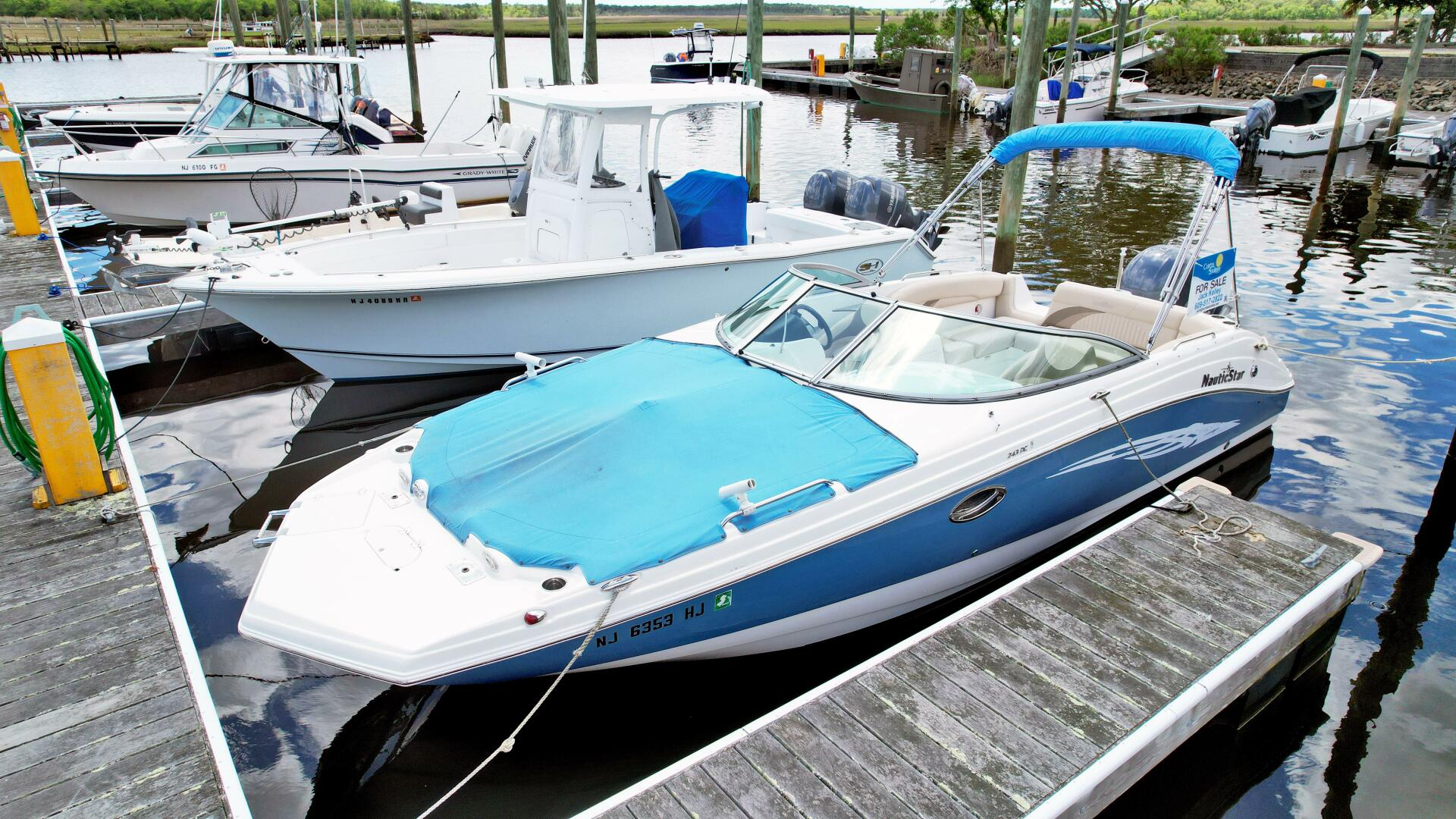Slide: The Image of NauticStar 243 DC 2014 - 5342874
