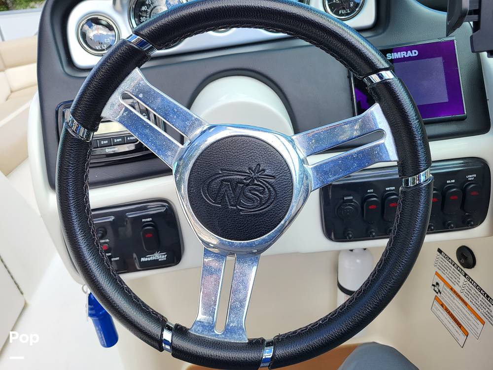 Slide: The Image of NauticStar 243 DC 2017 - 15731531