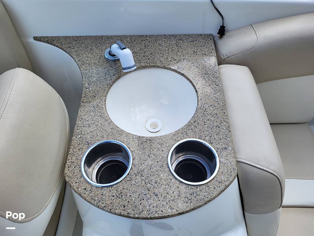 Slide: The Image of NauticStar 243 DC 2017 - 15731536