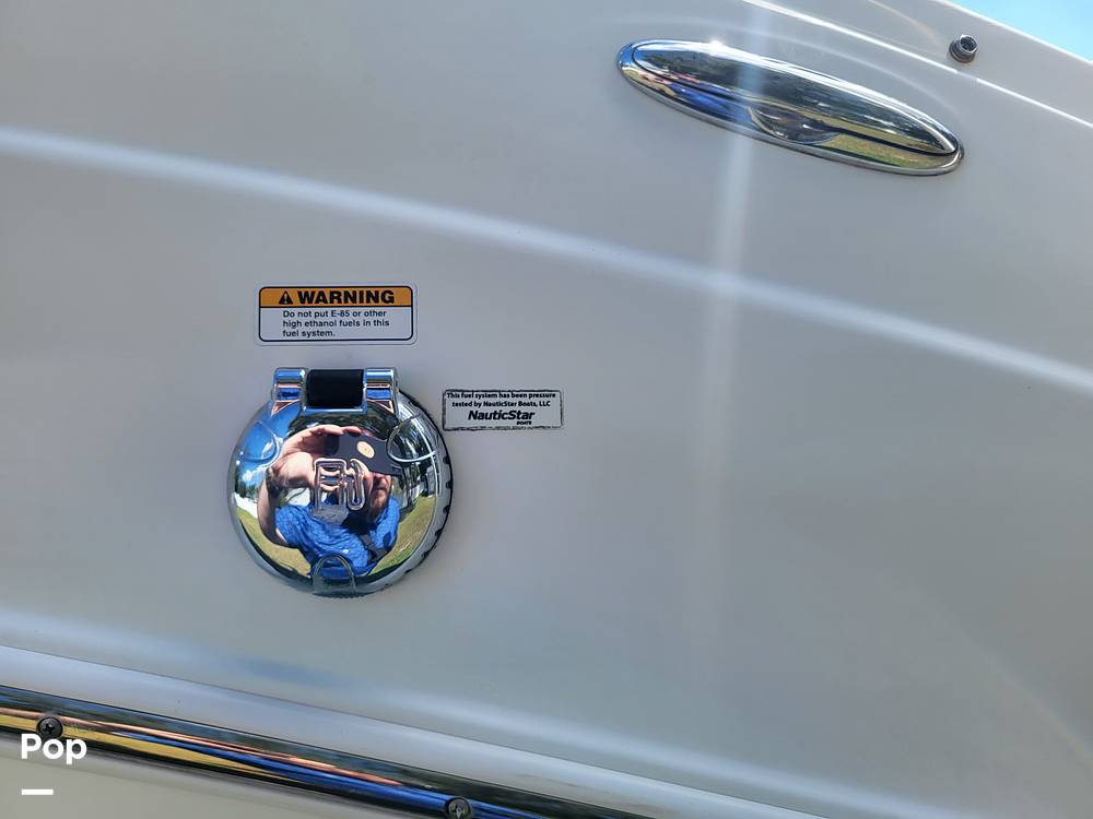 Slide: The Image of NauticStar 243 DC 2017 - 15731375