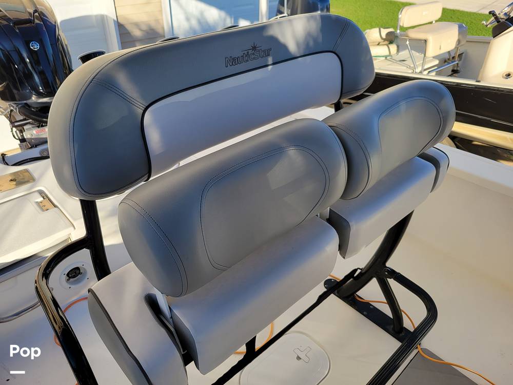 Slide: The Image of Bolster Seat - 14970858