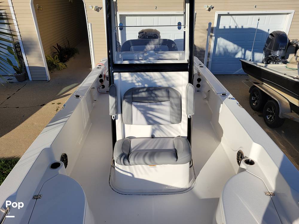 Slide: The Image of Cooler Seat W/backrest - 14970964