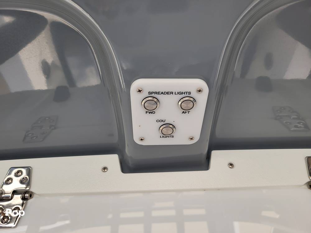 Slide: The Image of NauticStar 249 XTS 2022 - 14970985