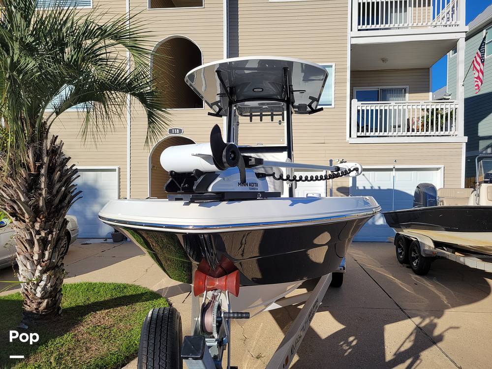 Slide: The Image of NauticStar 249 XTS 2022 - 14970762