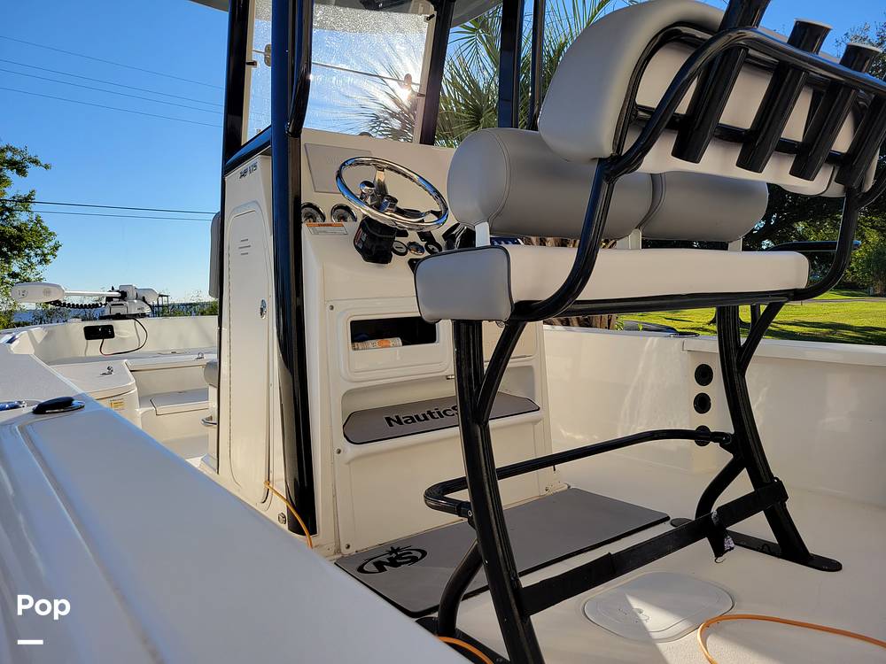 Slide: The Image of NauticStar 249 XTS 2022 - 14970776