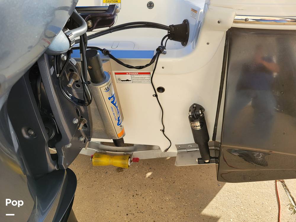 Slide: The Image of Trim Tabs, Hydraulic Jack Plate - 14970851