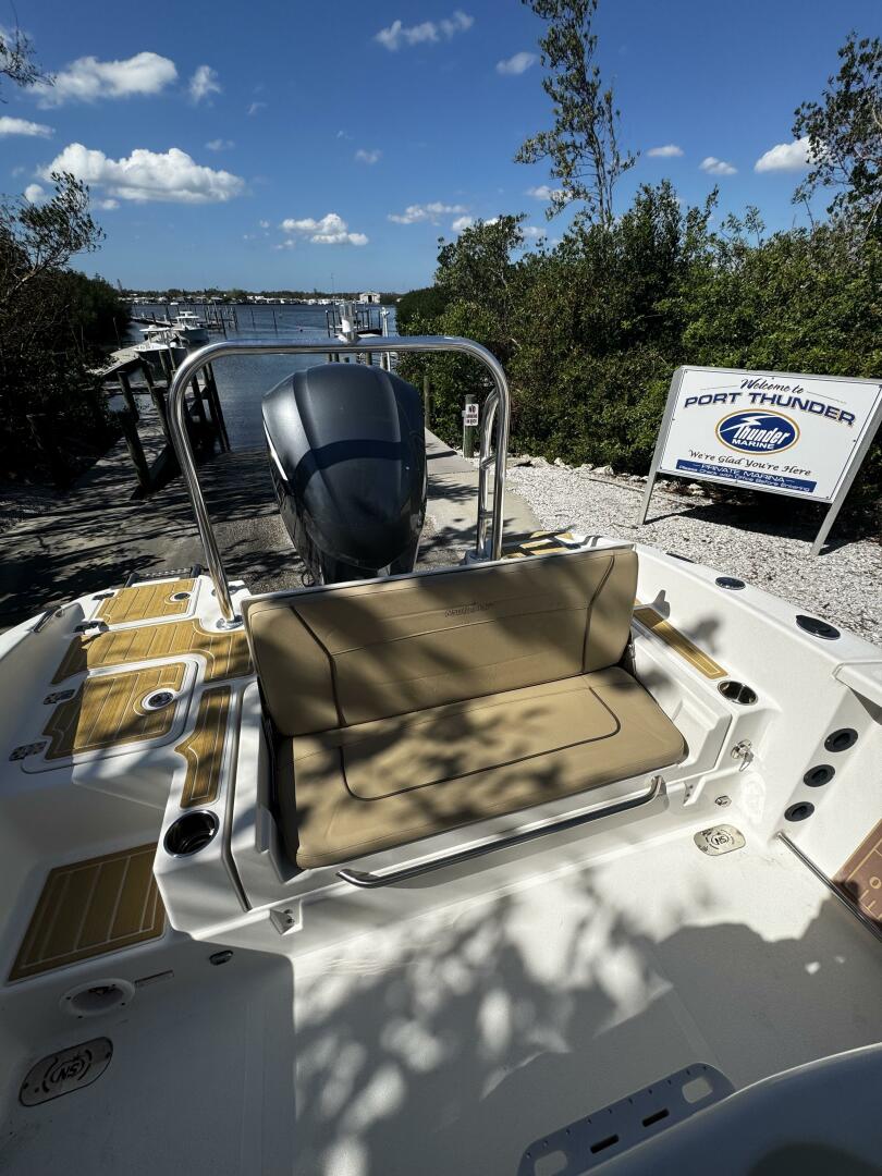 Slide: The Image of NauticStar 251 Hybrid 2019 - 4789001