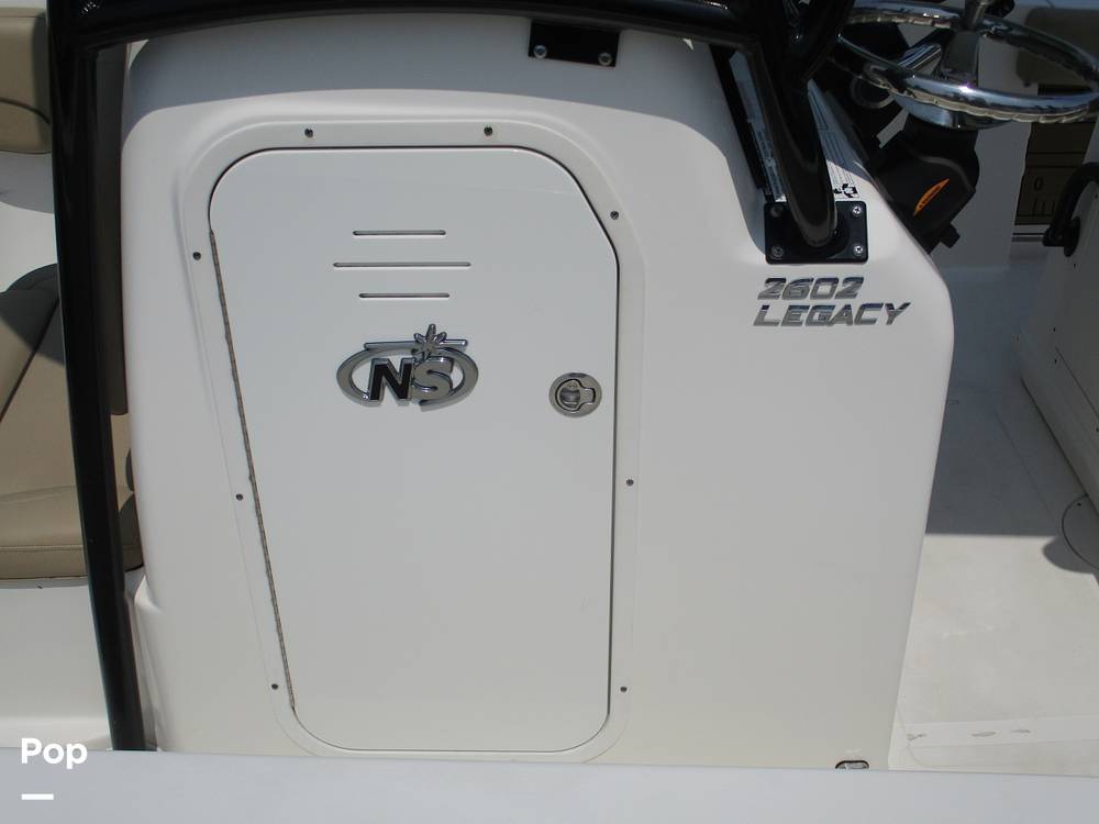 Slide: The Image of NauticStar 2602 Legacy 2020 - 15725609