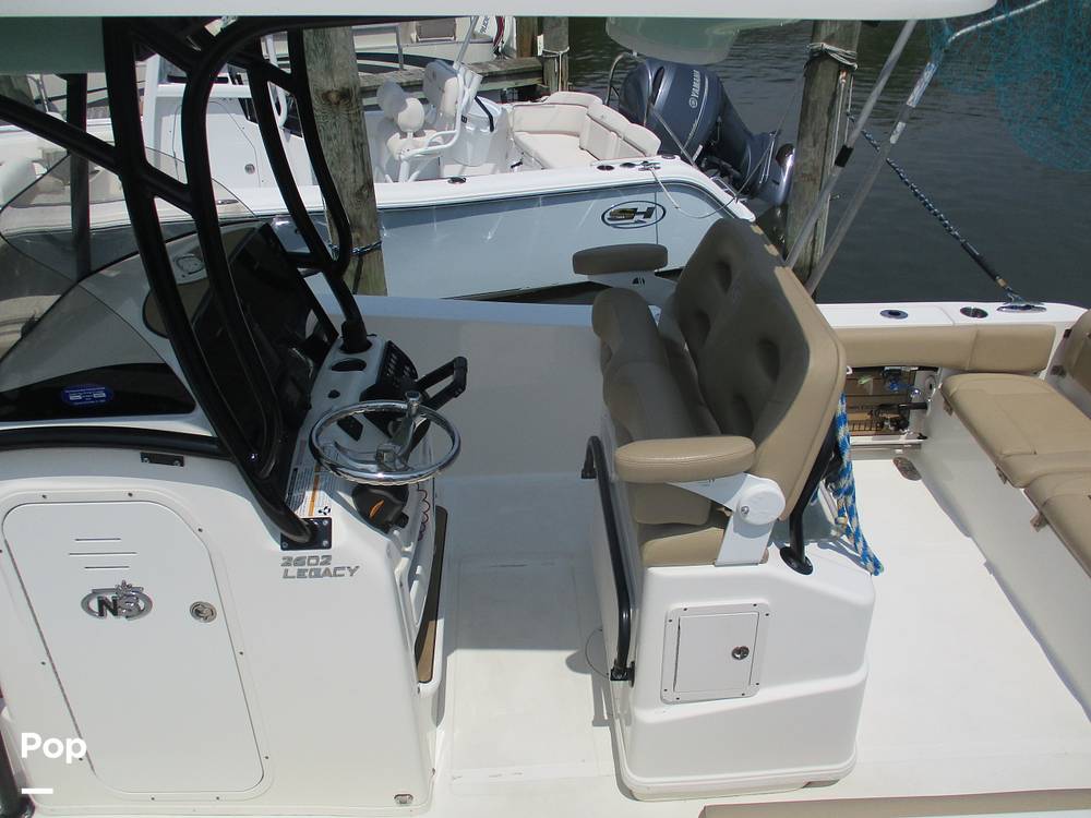 Slide: The Image of NauticStar 2602 Legacy 2020 - 15725610